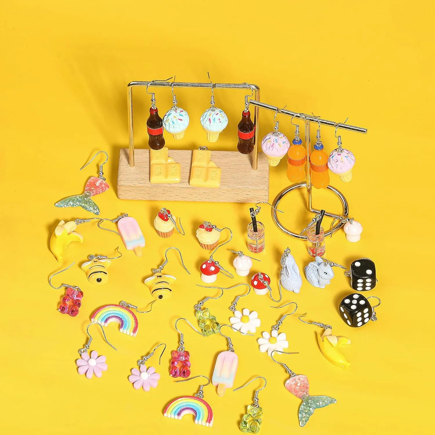 20 Pairs Weird Earrings Funny Earrings Gummy Bear Duck Water Bottle Fish Dinosaur Mushroom Butterfly Strawberry Dangle Earrings Set for Women