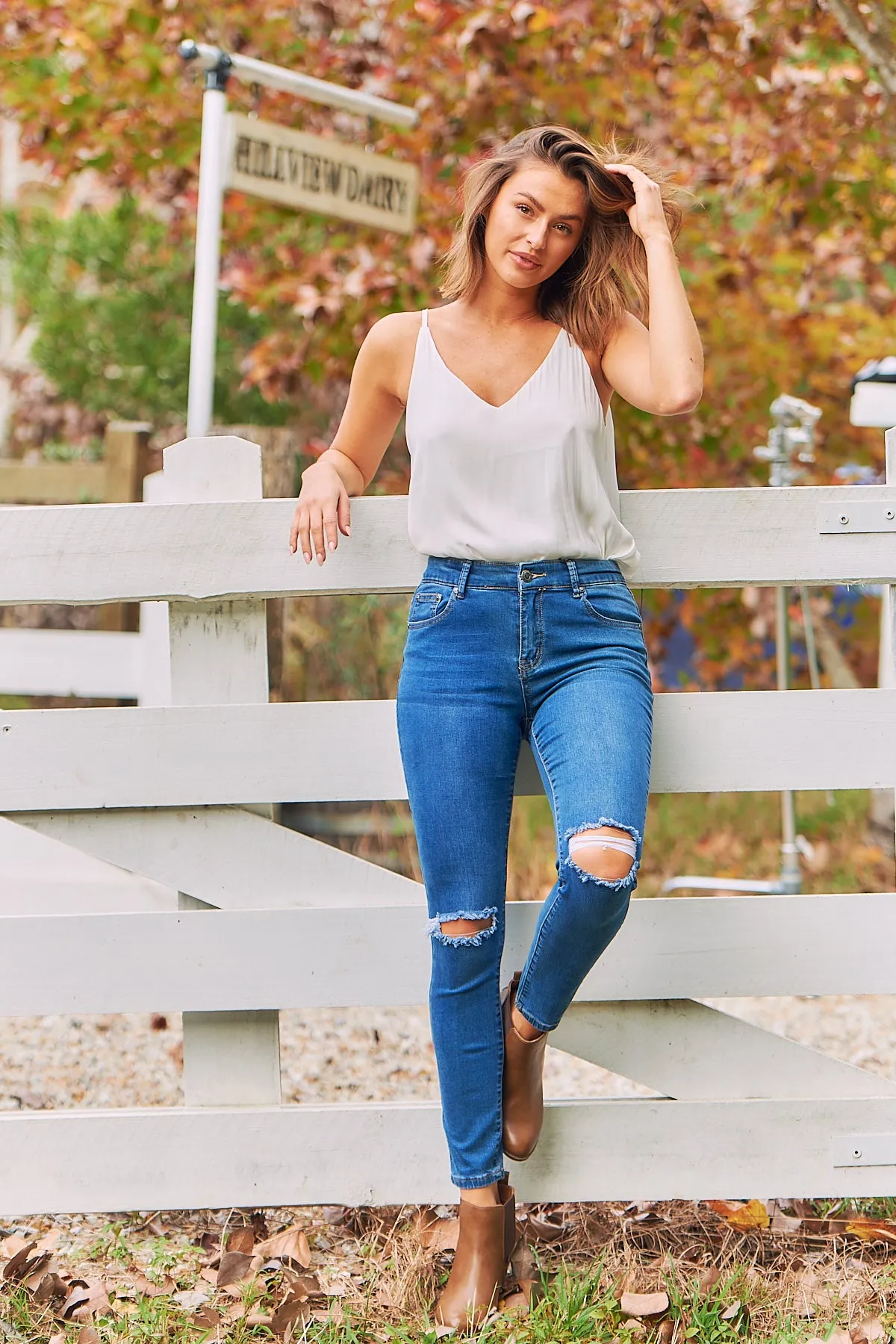 Rip knee Blue Denim